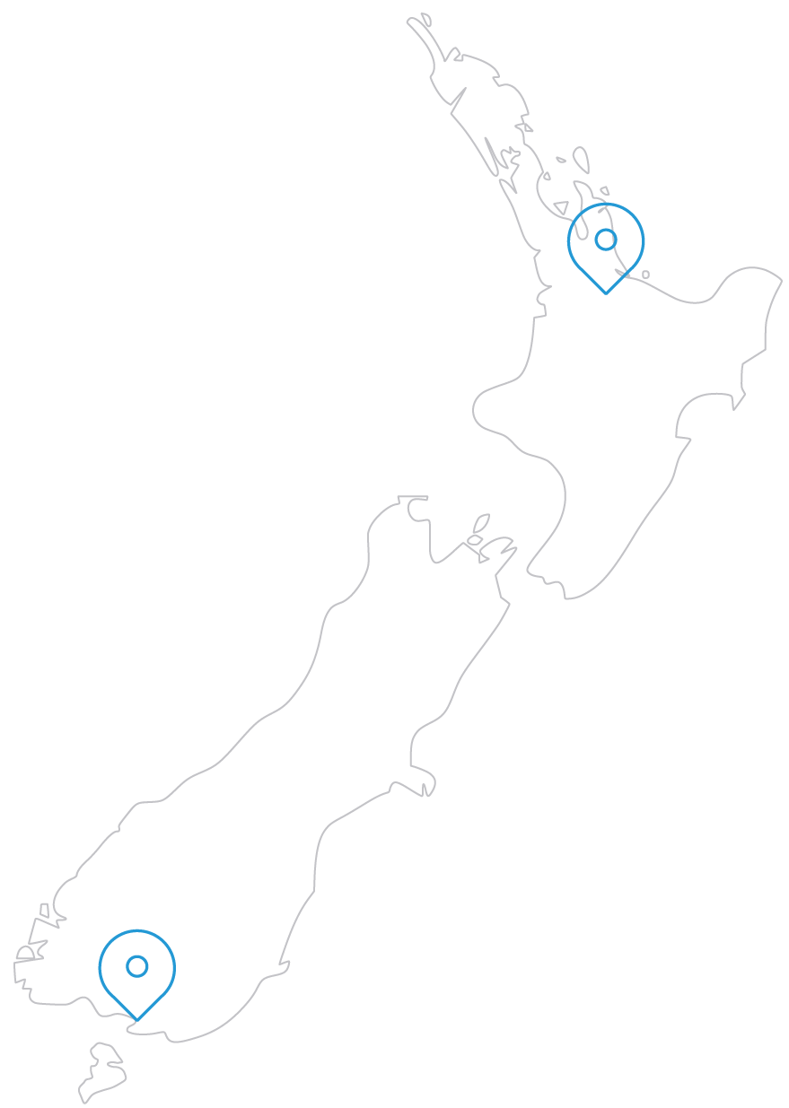Map of New Zealand with a location pin over Matamata and a location pin over Invercargill